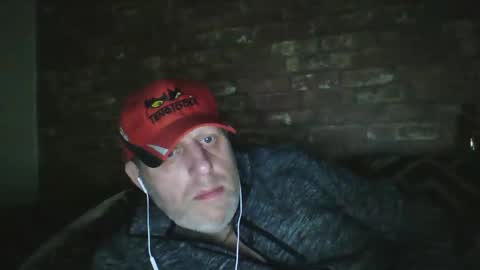 Snapshot of kona_blast chatting on February 9, 11:25 pm Neil online show from February 9, 11:25 pm