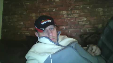 Snapshot of kona_blast chatting on February 12, 9:31 am Neil online show from February 12, 9:31 am