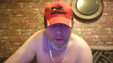 Snapshot of kona_blast chatting on February 14, 7:49 am Neil online show from February 14, 7:49 am