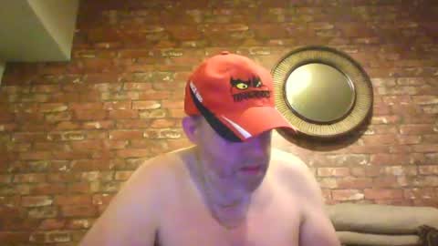 Snapshot of kona_blast chatting on February 17, 2:31 am Neil online show from February 17, 2:31 am