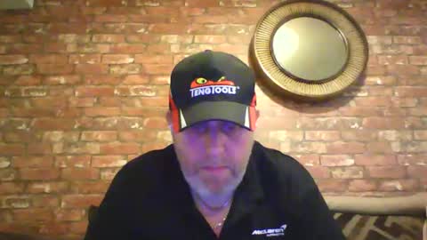 Snapshot of kona_blast chatting on February 22, 10:40 am Neil online show from February 22, 10:40 am