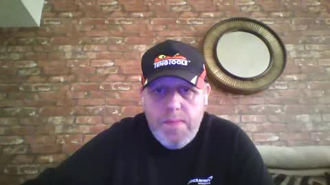 Snapshot of kona_blast chatting on February 28, 11:58 am Neil online show from February 28, 11:58 am