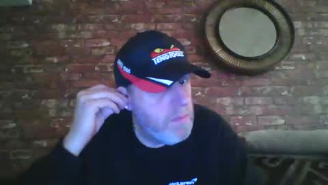 Snapshot of kona_blast chatting on March 2, 8:59 am Neil online show from March 2, 8:59 am