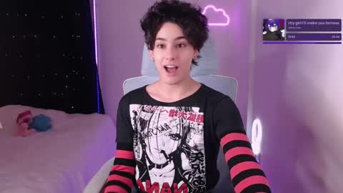  Riley  online show from May 30, 9:01 pm