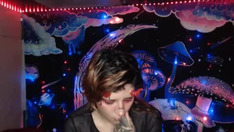 Snapshot of konekokawai chatting on October 28, 12:58 am konekokawai online show from October 28, 12:58 am