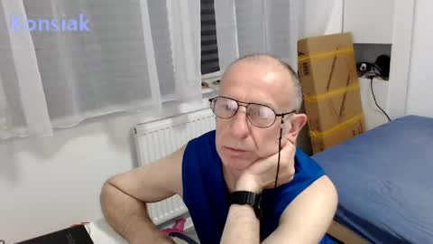 Komsiak online show from May 12, 7:11 pm