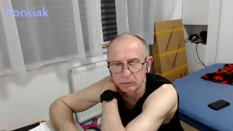 Komsiak online show from May 19, 6:36 pm