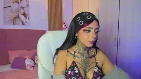 Snapshot of korarousee chatting on September 26, 1:48 pm Kora  online show from September 26, 1:48 pm