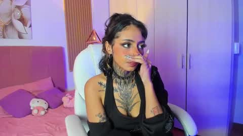 Snapshot of korarousee chatting on October 9, 2:26 pm Kora  online show from October 9, 2:26 pm