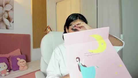 Snapshot of korarousee chatting on October 17, 1:57 pm Kora  online show from October 17, 1:57 pm