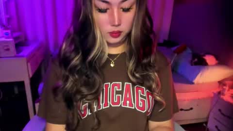 Snapshot of koreandollts chatting on February 3, 1:26 am MISS ALICIA online show from February 3, 1:26 am