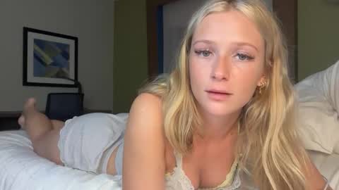 Korina online show from November 10, 11:15 pm