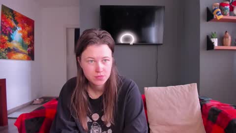 Twiix online show from March 1, 3:03 pm