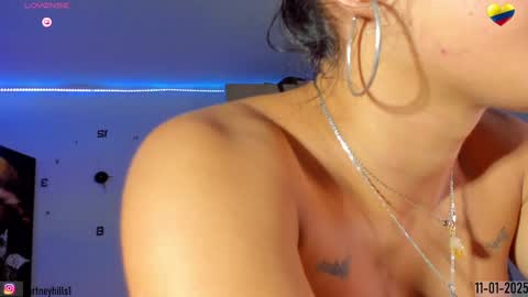 Snapshot of kortneyhills chatting on January 12, 2:24 am Kortneyhills - Aries online show from January 12, 2:24 am