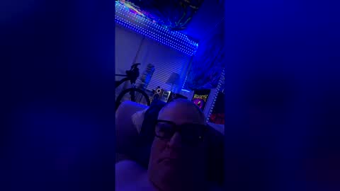 korysmith568 online show from December 5, 10:13 am