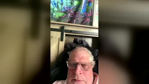 korysmith568 online show from May 3, 1:11 am