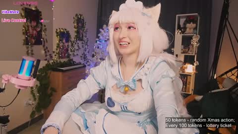 Snapshot of koshkasenpai chatting on December 13, 1:22 pm koshkasenpai online show from December 13, 1:22 pm