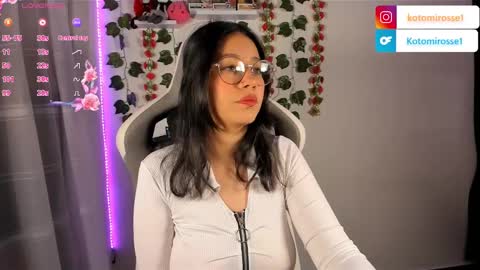 Snapshot of kotomi_rosse chatting on January 10, 1:32 am Kotomi online show from January 10, 1:32 am