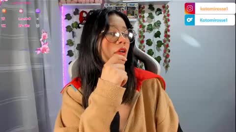 Snapshot of kotomi_rosse chatting on January 29, 12:22 am Kotomi online show from January 29, 12:22 am