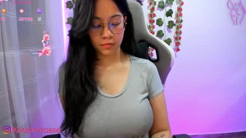 Snapshot of kotomi_rosse chatting on May 7, 2:28 am Kotomi online show from May 7, 2:28 am