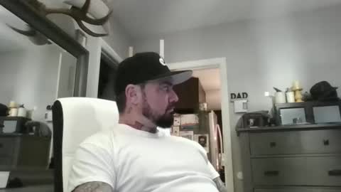 koululier23 online show from October 14, 2:34 am