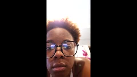 kourtneyk2026 online show from February 12, 1:22 am