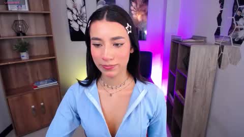 Elizabeth online show from October 2, 7:21 pm