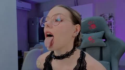 Jess online show from July 22, 12:41 pm