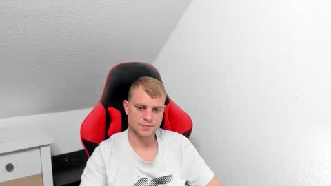 Bartek online show from May 5, 8:06 pm