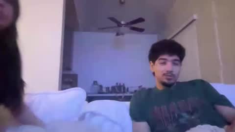 Snapshot of kozybby chatting on February 15, 6:54 am Kozybby online show from February 15, 6:54 am