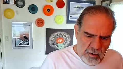 Snapshot of kp633 chatting on October 28, 4:09 pm kp633 online show from October 28, 4:09 pm