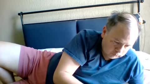 Snapshot of kp_101 chatting on April 2, 7:00 pm kp_101 online show from April 2, 7:00 pm