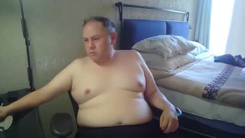 Snapshot of kp_101 chatting on April 3, 6:50 pm kp_101 online show from April 3, 6:50 pm