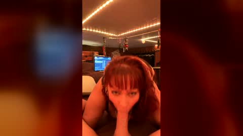 kracknkahoonas online show from January 18, 8:51 am