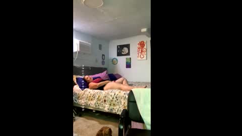 kreamyk420 online show from April 8, 2:06 pm