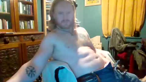 Snapshot of kreestafa48813 chatting on January 12, 1:21 am kreestafa48813 online show from January 12, 1:21 am