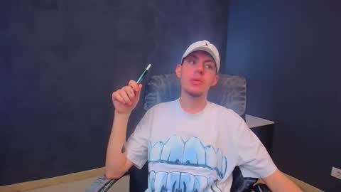 KrewVaughn online show from March 10, 10:53 am