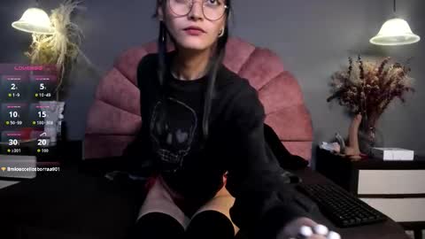 Nahomi online show from November 18, 11:58 am