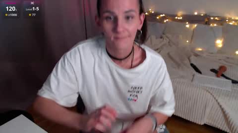 Kris online show from February 23, 4:37 pm