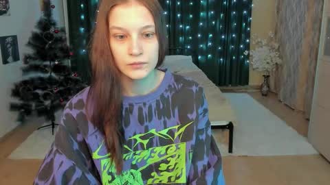 krisdoeil online show from January 18, 1:53 am