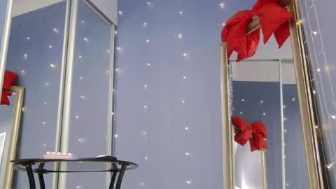 kriskras__ online show from April 3, 5:16 am