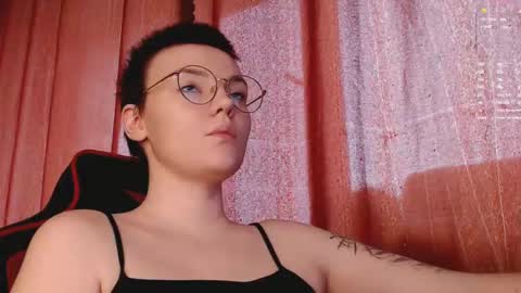 krisneal online show from March 19, 9:02 am