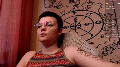 krisneal online show from March 23, 8:40 am