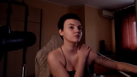 krisneal online show from March 26, 8:53 am