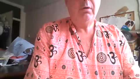kriss online show from July 31, 7:19 am