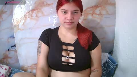 krissone online show from May 7, 9:42 pm