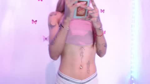 krisstal703358 online show from March 28, 1:49 am