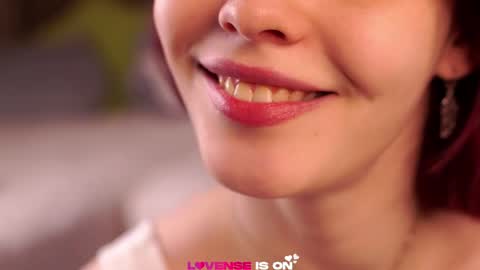 Sarah online show from May 2, 1:10 am