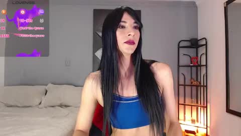 Andrea online show from May 10, 5:40 pm