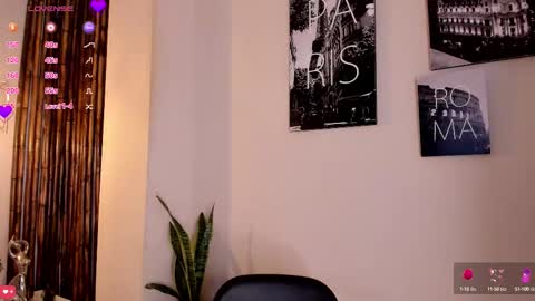 Snapshot of kristal_brown_ chatting on September 24, 12:08 pm Aria online show from September 24, 12:08 pm